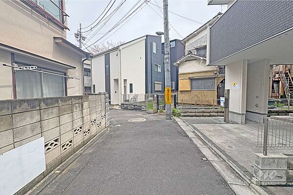 物件の前面道路［2026年4月10日撮影］