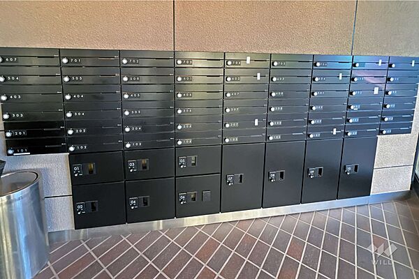 宅配ボックスと共用ポスト
