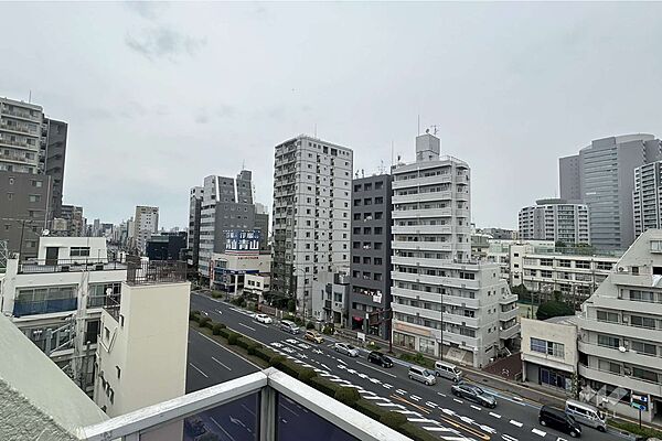 バルコニーからの眺め（南東方向）［2026年7月12日撮影］