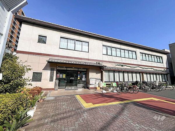 千石図書館の外観