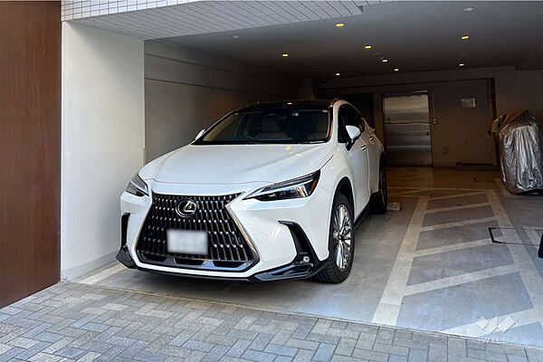 敷地内駐車場（屋内平面式）