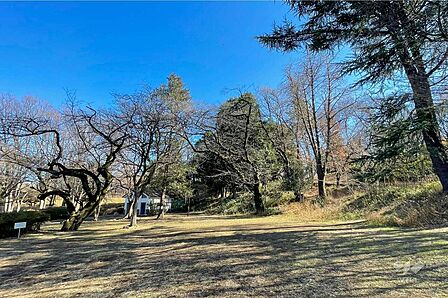 戸山公園（箱根山地区）の外観