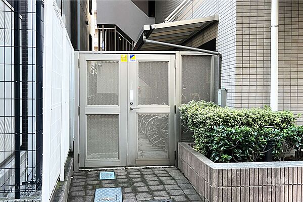 駐輪場の出入り口