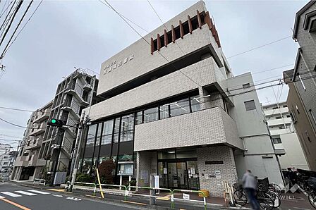 水道端図書館の外観