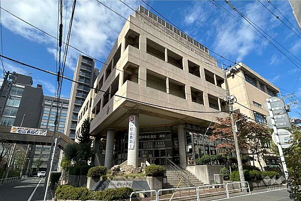 駒形中学校[公立]の外観