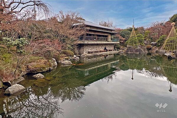 目白庭園の外観