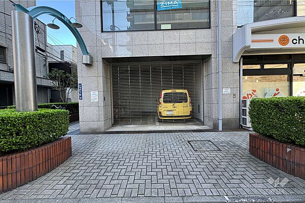 敷地内駐車場（屋内平面式）