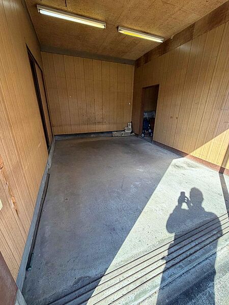 土間を駐車場として利用可