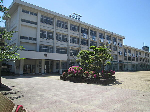 倉敷市立第五福田小学校（物件からの距離：約190ｍ、徒歩約3分）