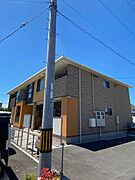 花園駅より徒歩9分 築9年9ヶ月 2階建の賃貸物件