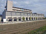 レオパレス花 2階 築18年3ヶ月の賃貸物件