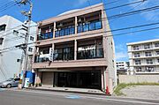 シャルル岡本 3階 築32年3ヶ月の賃貸物件