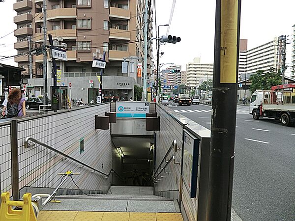王子神谷駅