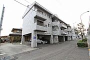 三条駅より徒歩16分 築36年8ヶ月 3階建の賃貸物件