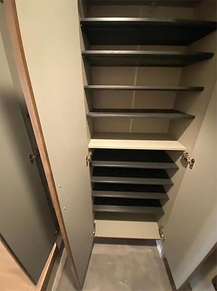 整う空間は心の余白を生み、忙しい日常に静かな安らぎをもたらしてくれる場所。