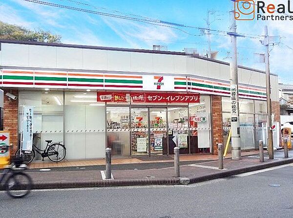 セブンイレブン横浜南軽井沢店 徒歩3分。 170m