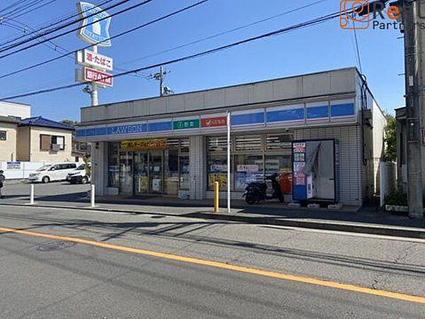 ローソン横浜法泉3丁目店 徒歩13分。 1030m