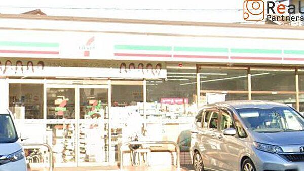 セブンイレブン横浜緑園6丁目店 徒歩9分。 660m