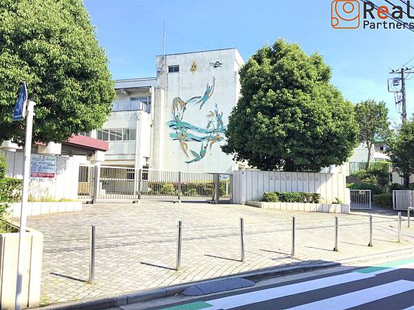 横浜市立山元小学校 徒歩6分。 480m