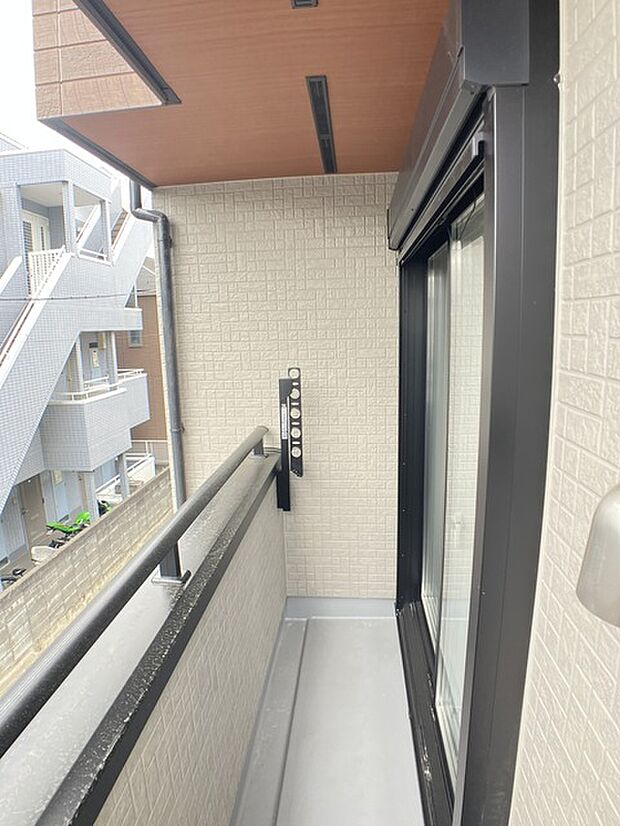 2F部分のバルコニーです(^^)/