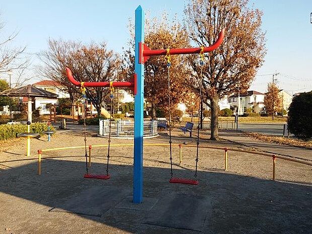 清門中央公園(270m)