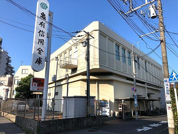 亀有信用金庫竹之塚支店(449m)