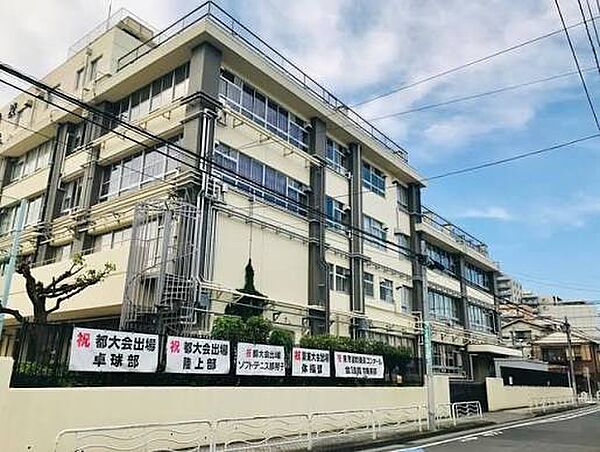 江東区立第二南砂中学校（589m）