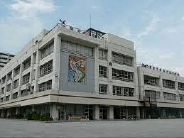 江東区立第四大島小学校（290m）
