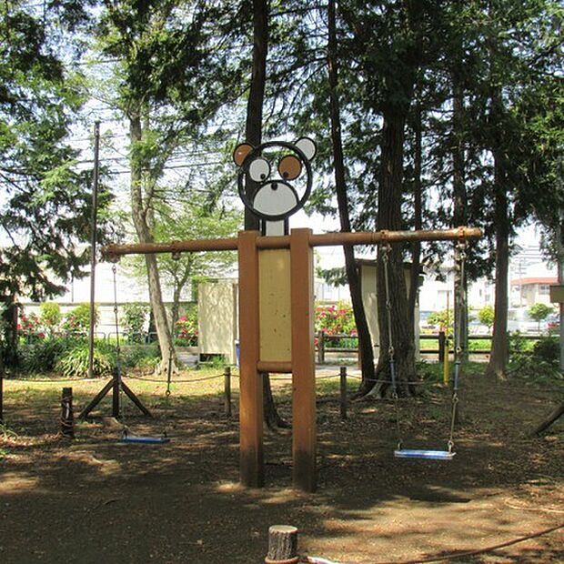 緑ケ丘緑地(1177m)