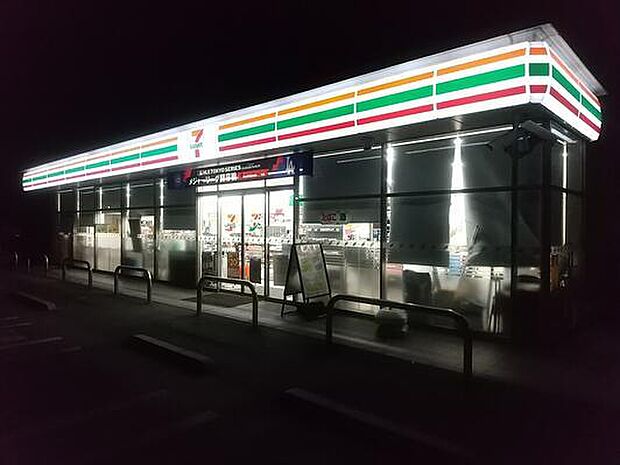 セブンイレブン川口安行領家店（631m）