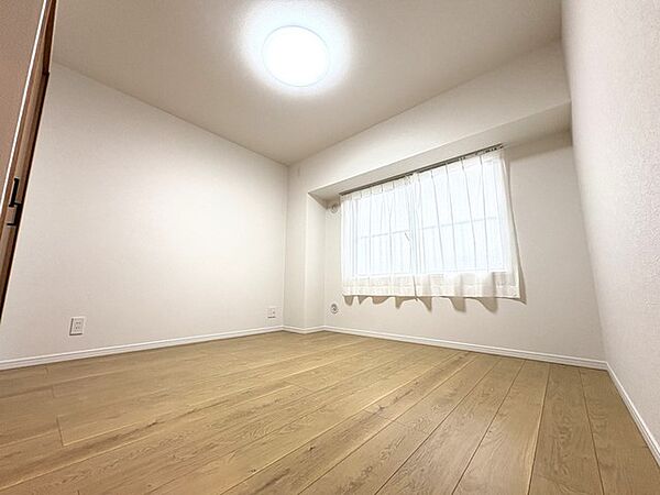 寝室6.2帖