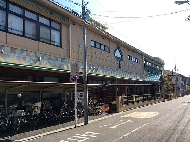 川口市立南青木保育所(245m)
