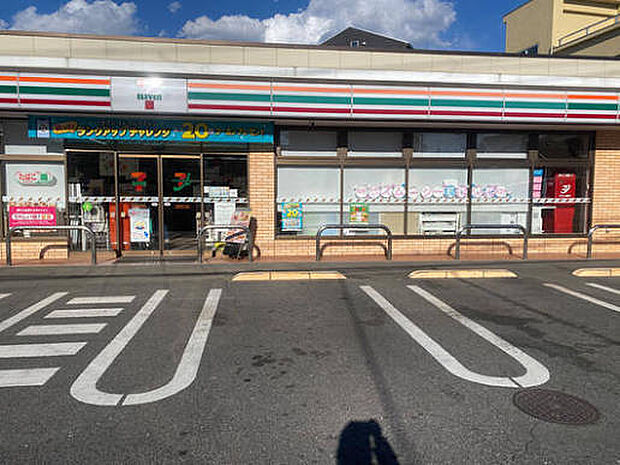 セブンイレブン練馬平和台1丁目店(455m)