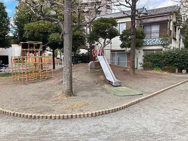 東砂二丁目公園（36m）