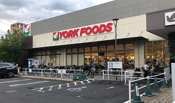 ヨークフーズ三ノ輪店（491m）