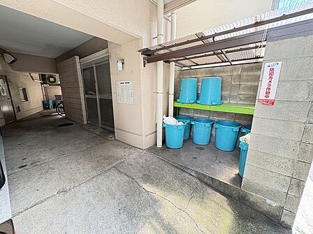 ゴミ置き場