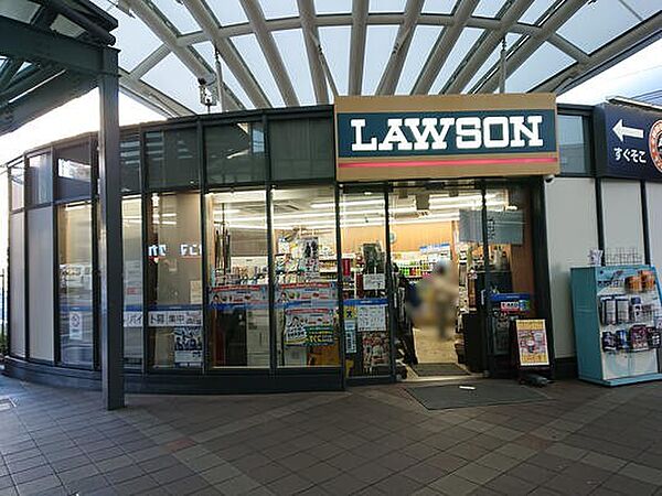ローソン本郷三丁目メトロピア店（358m）