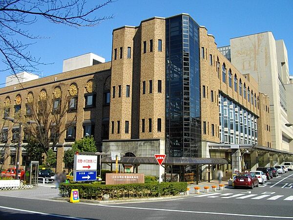 東京大学医学部附属病院（900m）