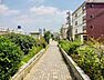 周辺：谷端川北緑道（579m）