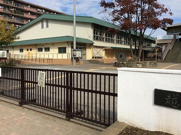 越谷市立千間台小学校(400m)