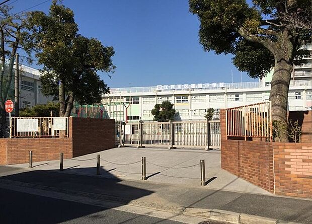江戸川区立篠崎小学校（406m）