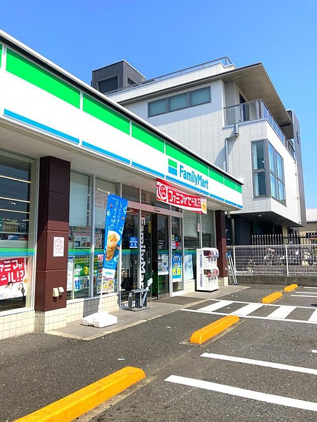 ファミリーマート足立鹿浜店（280m）