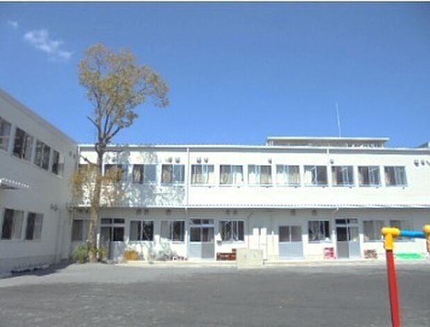 白鳥保育園(700m)