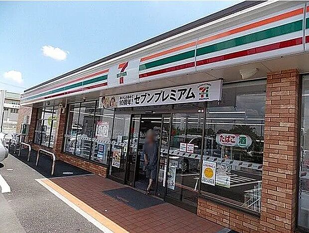 セブンイレブン草加谷塚上町店(688m)