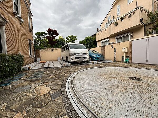 駐車場を拡大表示