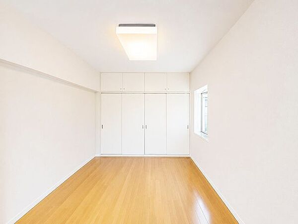 3面採光・陽当り良好。可動間仕切を備えた住空間※AI加工画像につき現状と異なります