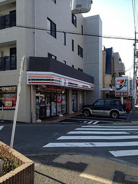 セブンイレブン杉並天沼店 徒歩2分。 120m