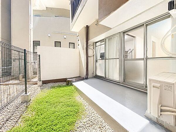 陽当たり良好。南向き住戸。※AI加工画像につき現状と異なります