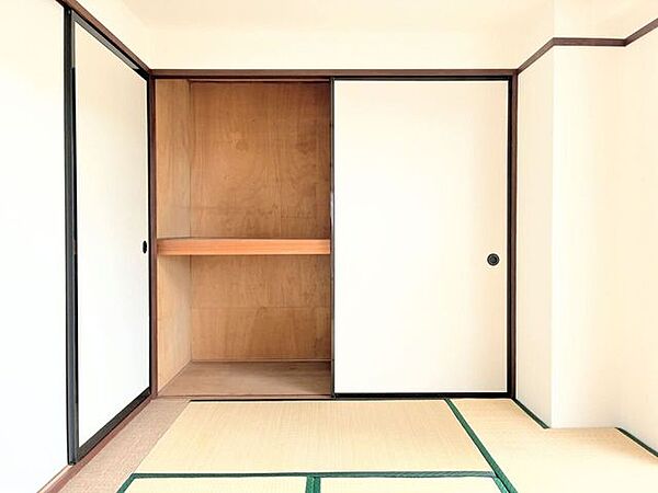 布団や座布団なども収納できますね