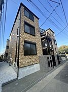 本厚木駅より徒歩10分 1階 築1年10ヶ月の賃貸物件